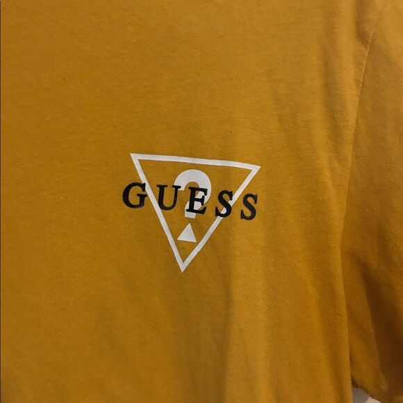 Guess t-shirt - Picture 3 of 4